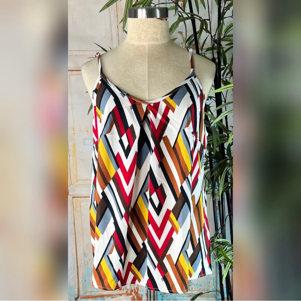 NWOT Women's 0XL/12 SHEIN Curve Allover Geo Print Cami Tank Top